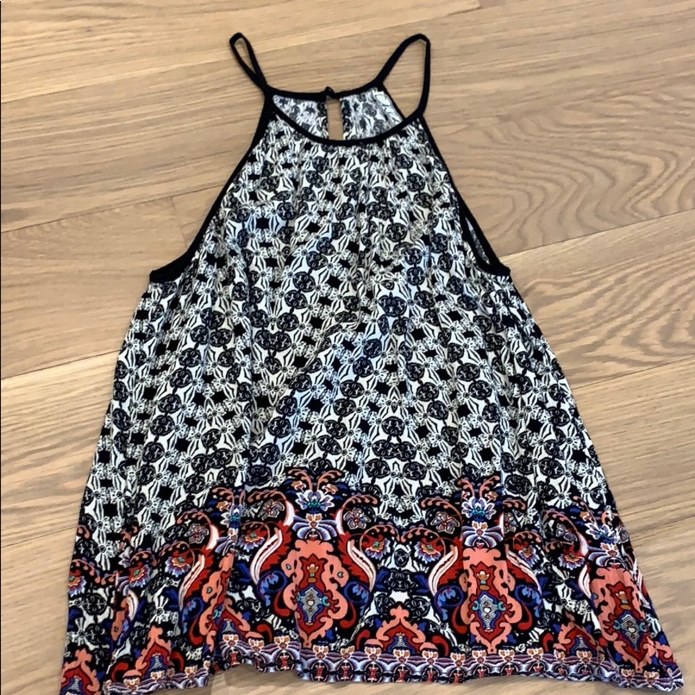 Flowy Tank